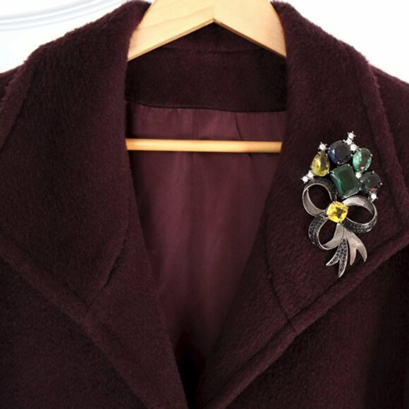 Large Avon Floral Statement Pin Brooch Emerald Sapphire Citrine Black Pave - Picture 2 of 4